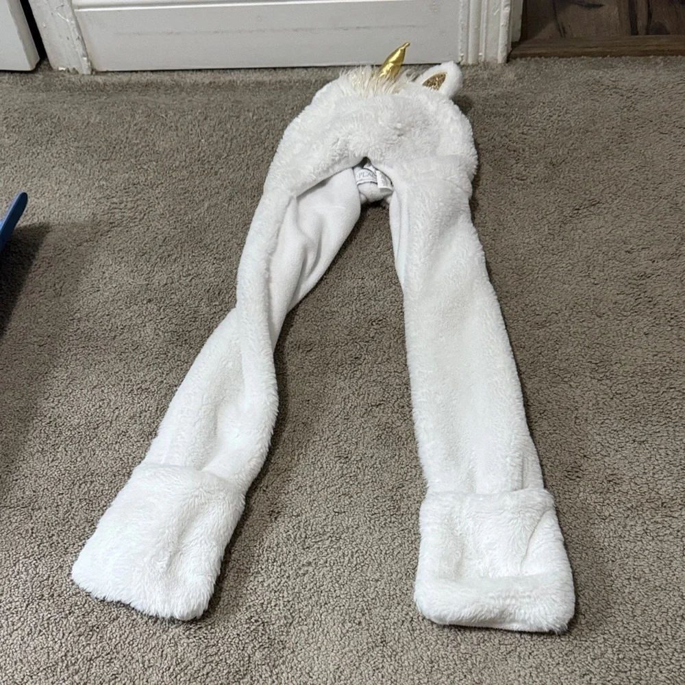 Place Fuzzy White Hooded Scarf